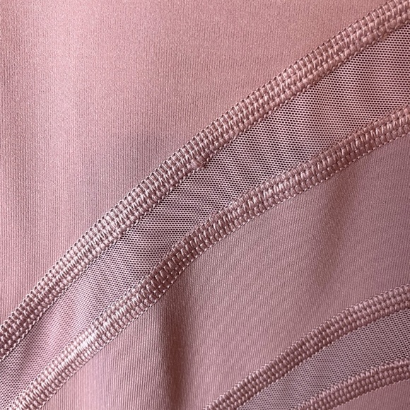 Lululemon Wunder Under High-Rise Crop 21" *Luxtreme Mesh Red Dust Size 12 - Picture 6 of 12